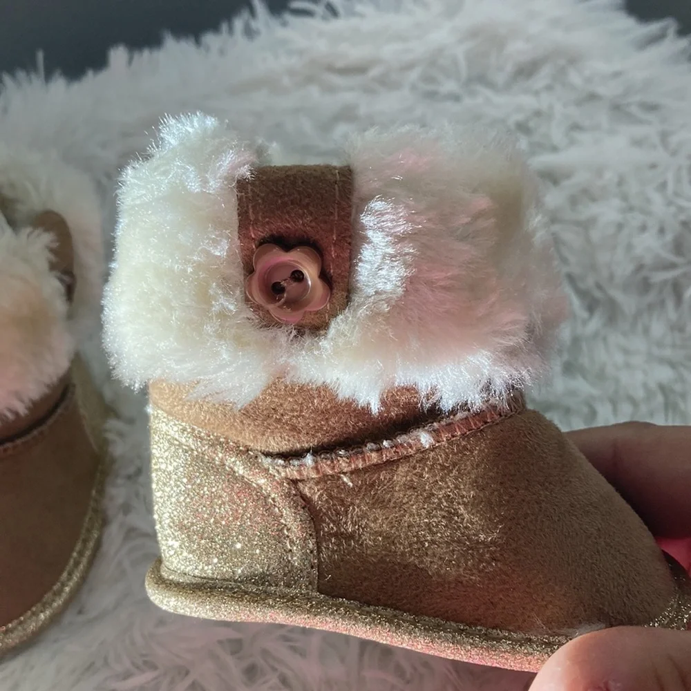 Boots - Picture 2 of 5